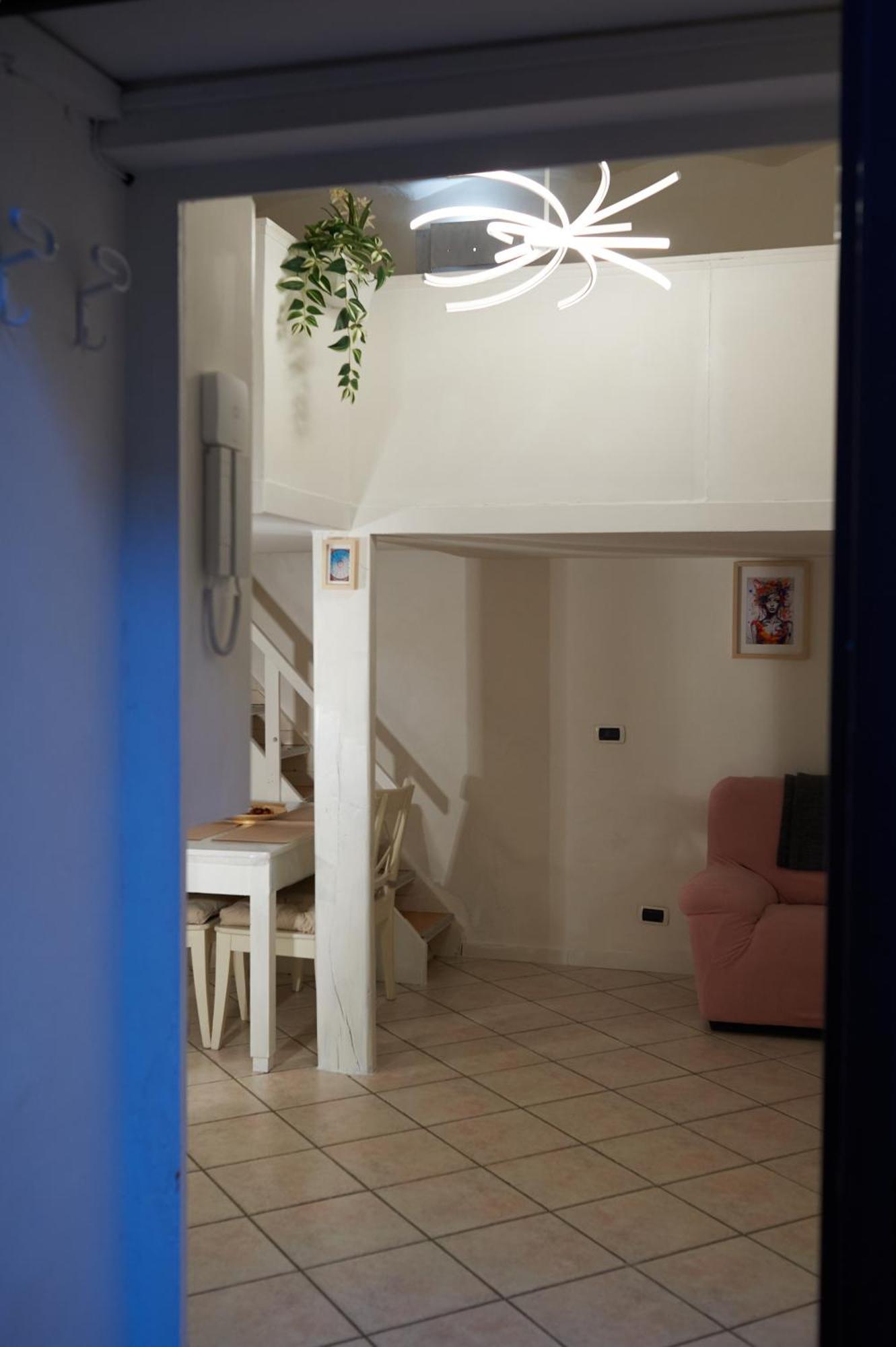 Isola Brera Duomo - Antica Atmosfera - Lovable Cozy Apartment ミラノ エクステリア 写真